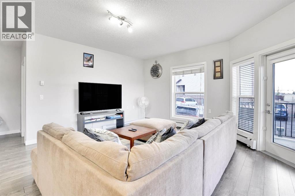 Single Family House for Sale in   Taracove Estate Drive NE Taradale Calgary 