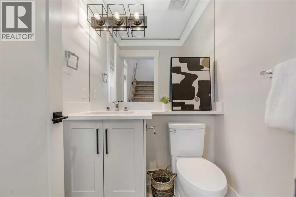 Single Family House for Sale in   Avenue NW Banff Trail Calgary 