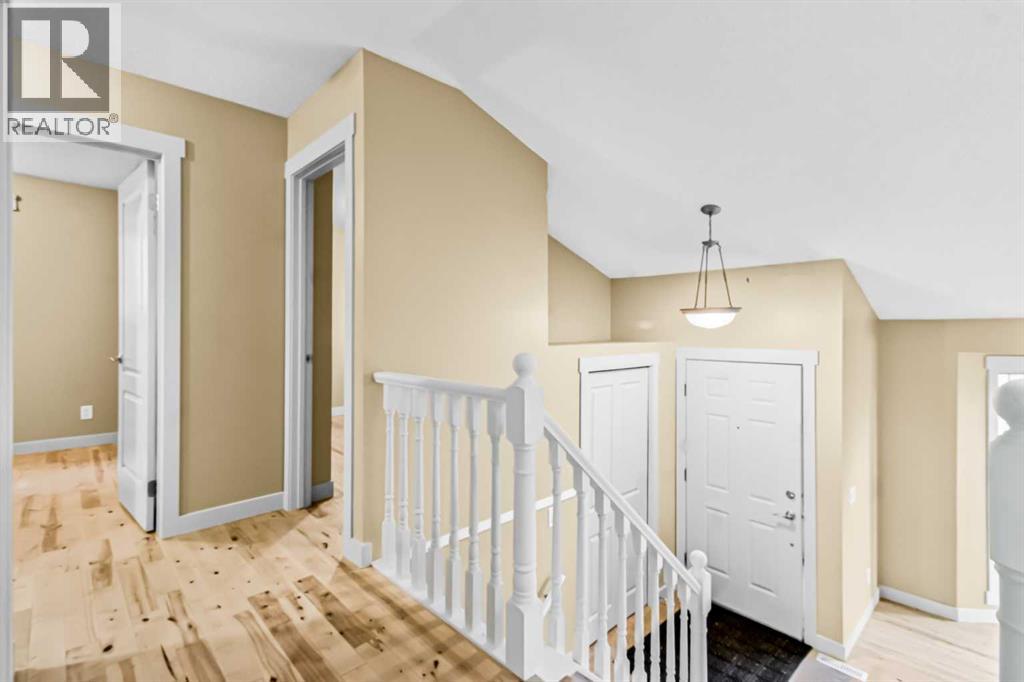 Single Family House Bi-level for Sale in   Street SW Shawnessy Calgary 