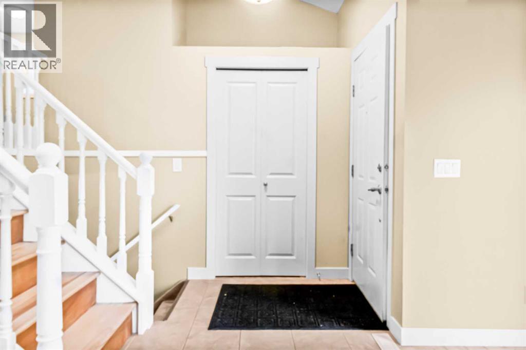 Single Family House Bi-level for Sale in   Street SW Shawnessy Calgary 