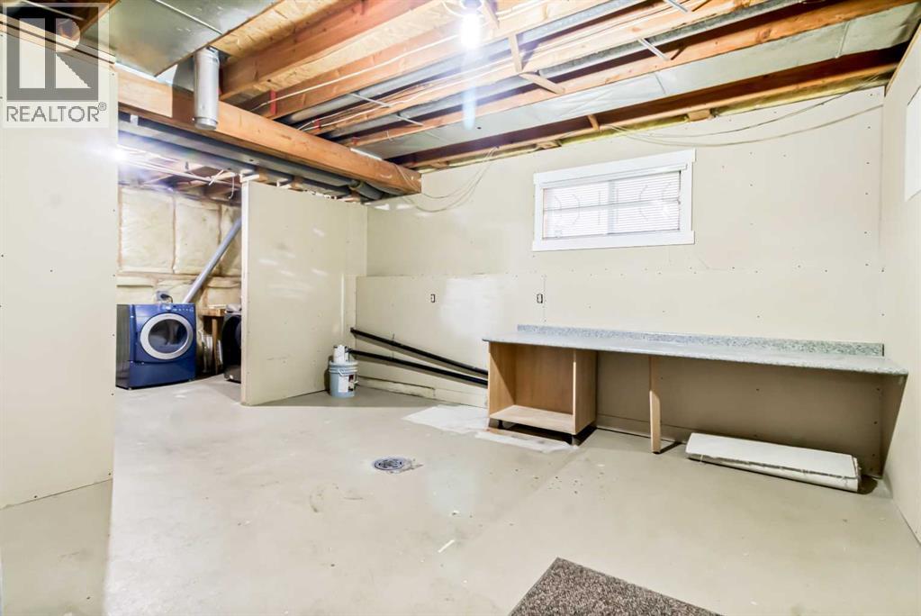 Single Family House Bi-level for Sale in   Street SW Shawnessy Calgary 