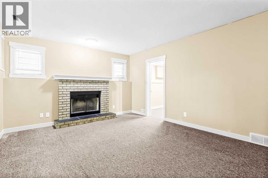 Single Family House Bi-level for Sale in   Street SW Shawnessy Calgary 