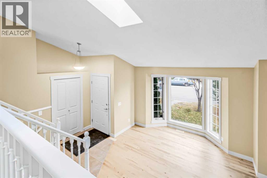 Single Family House Bi-level for Sale in   Street SW Shawnessy Calgary 