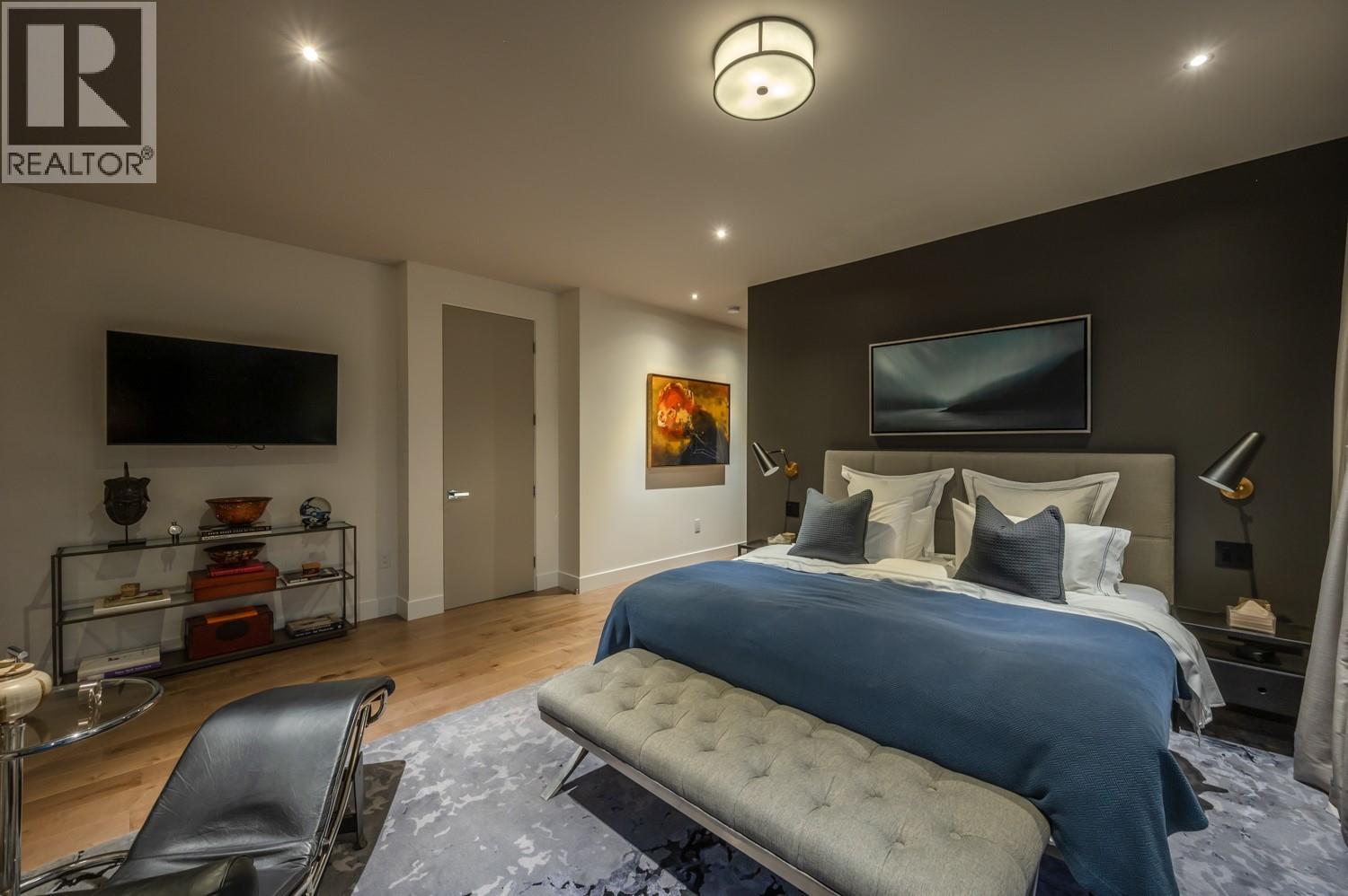  681 Vancouver Avenue, Penticton