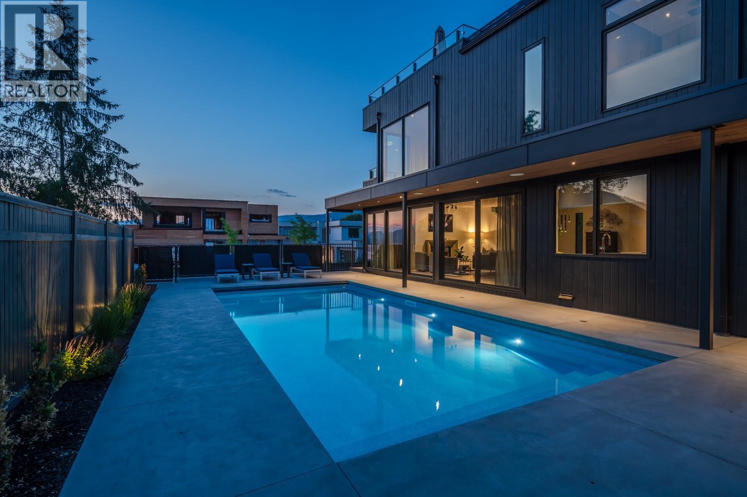  681 Vancouver Avenue, Penticton