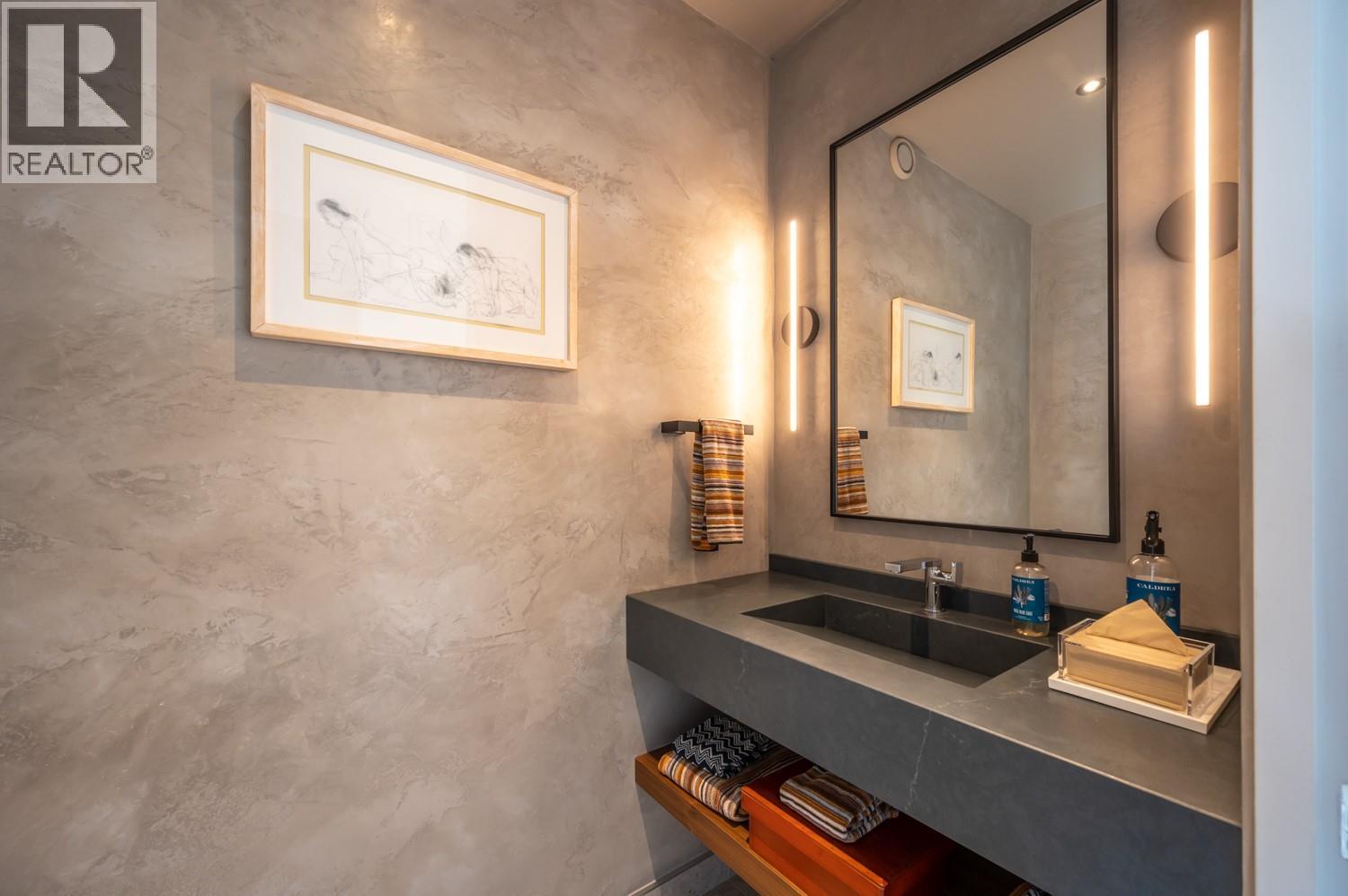  681 Vancouver Avenue, Penticton