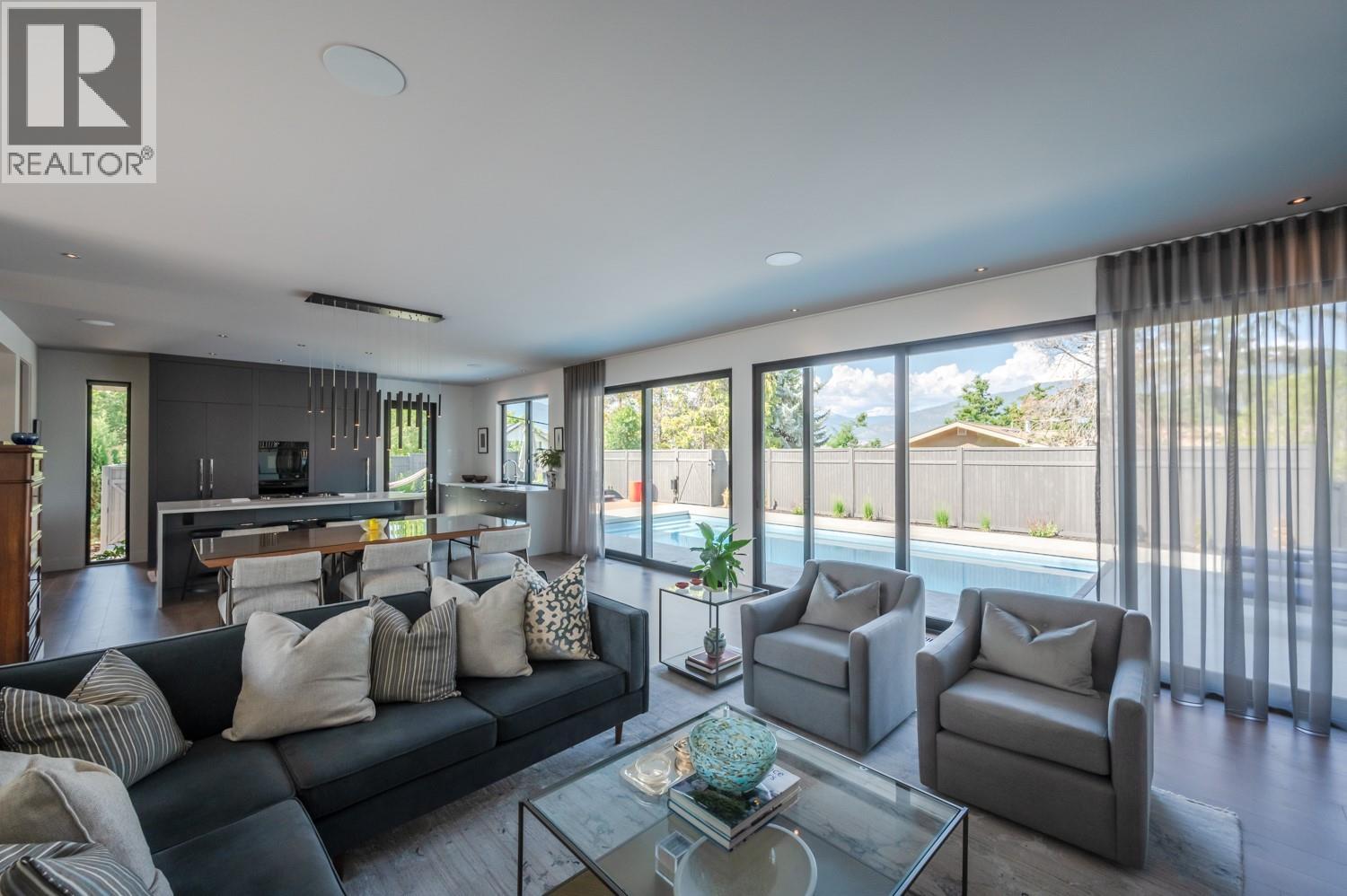  681 Vancouver Avenue, Penticton