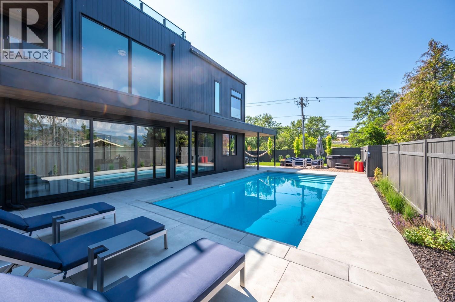  681 Vancouver Avenue, Penticton