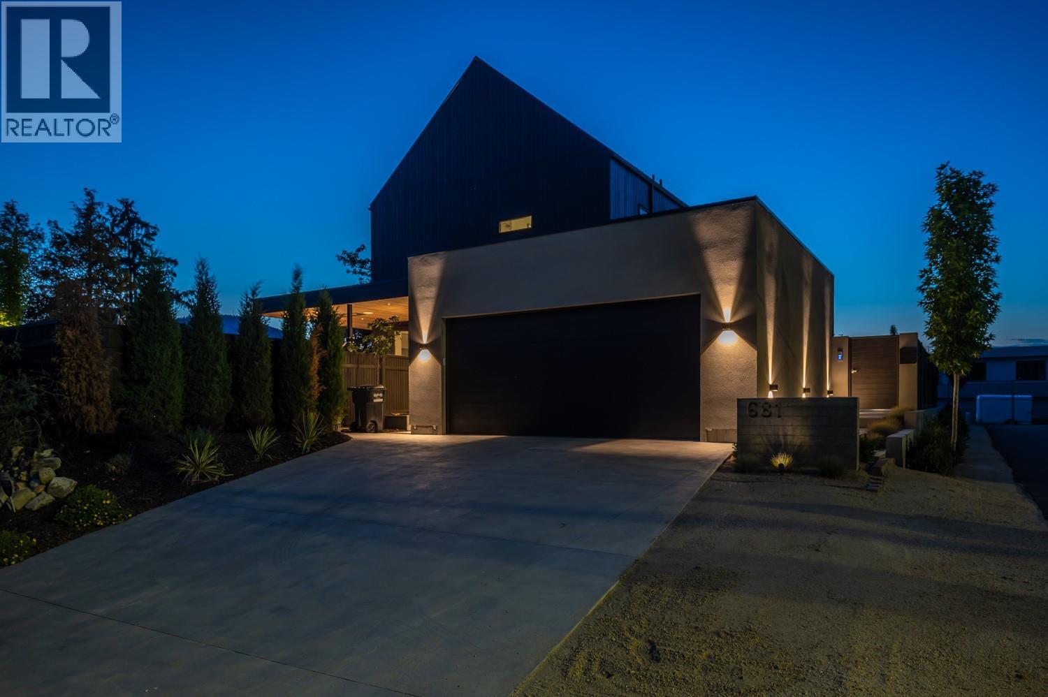  681 Vancouver Avenue, Penticton