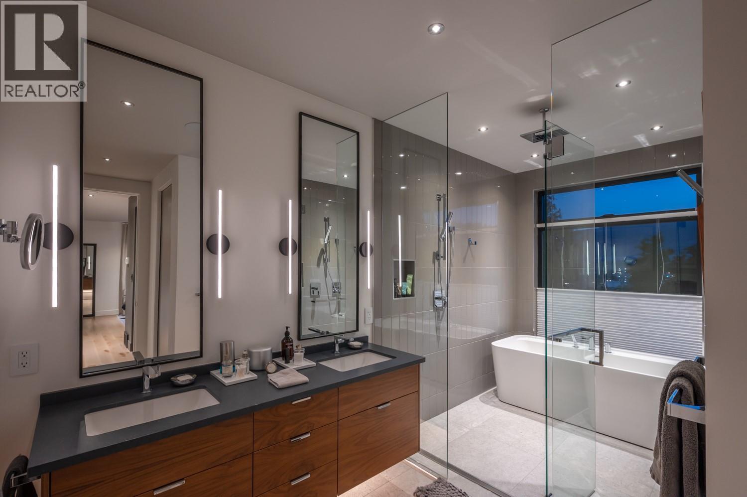  681 Vancouver Avenue, Penticton