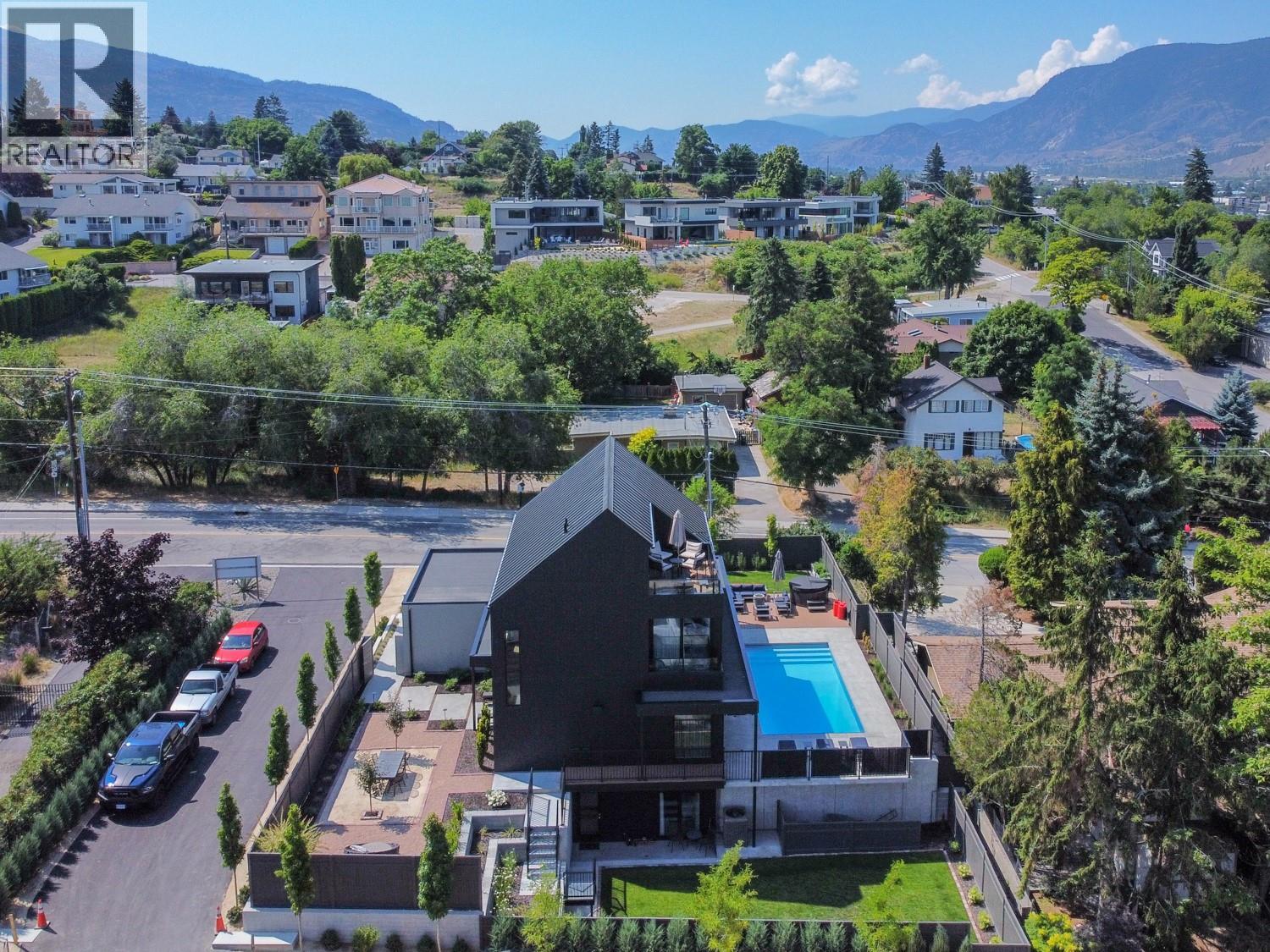  681 Vancouver Avenue, Penticton