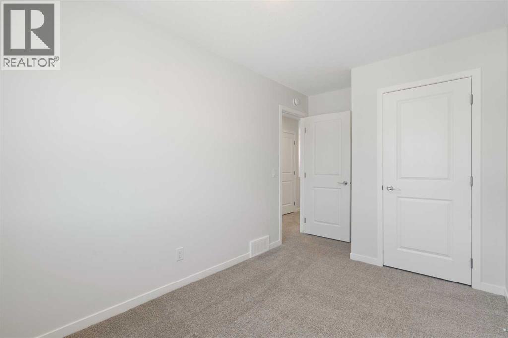 Single Family House for Sale in  Creekview Gardens SW Pine Creek Calgary 