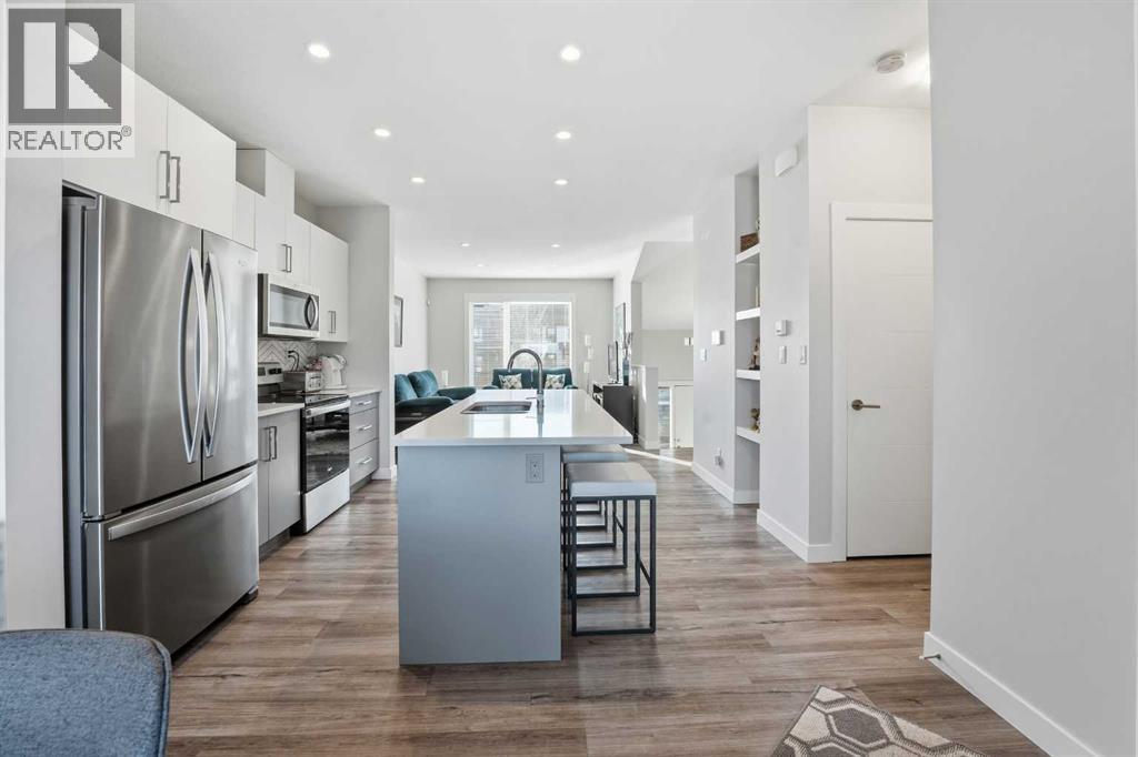 Single Family House Bi-level for Sale in  Evergreen Way Evergreen Red Deer 