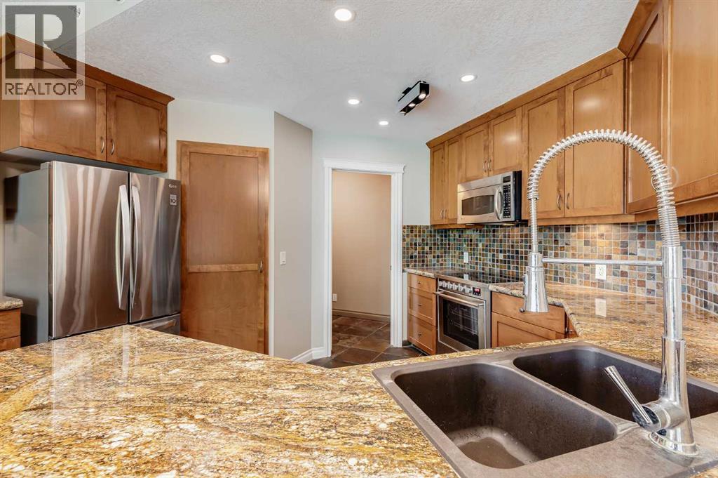 Single Family House Multi-level for Sale in   Centre Avenue NE Bridgeland/Riverside Calgary 