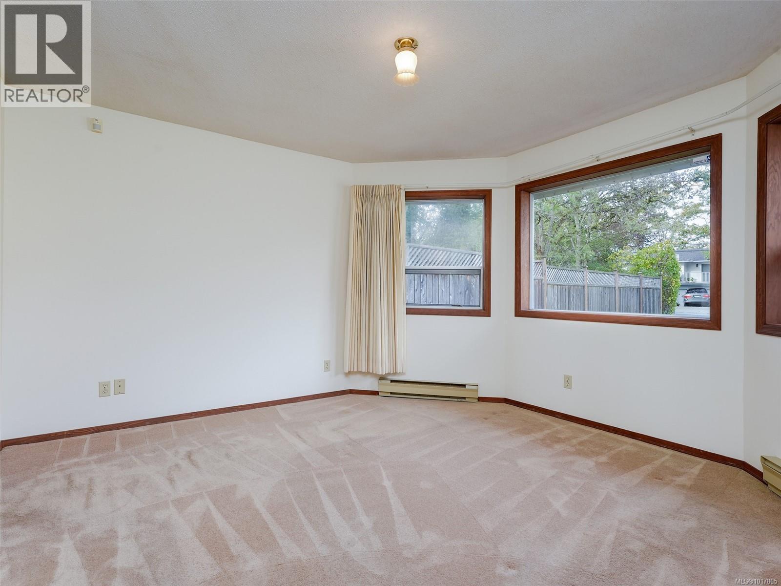  809 Beckwith Avenue, Saanich