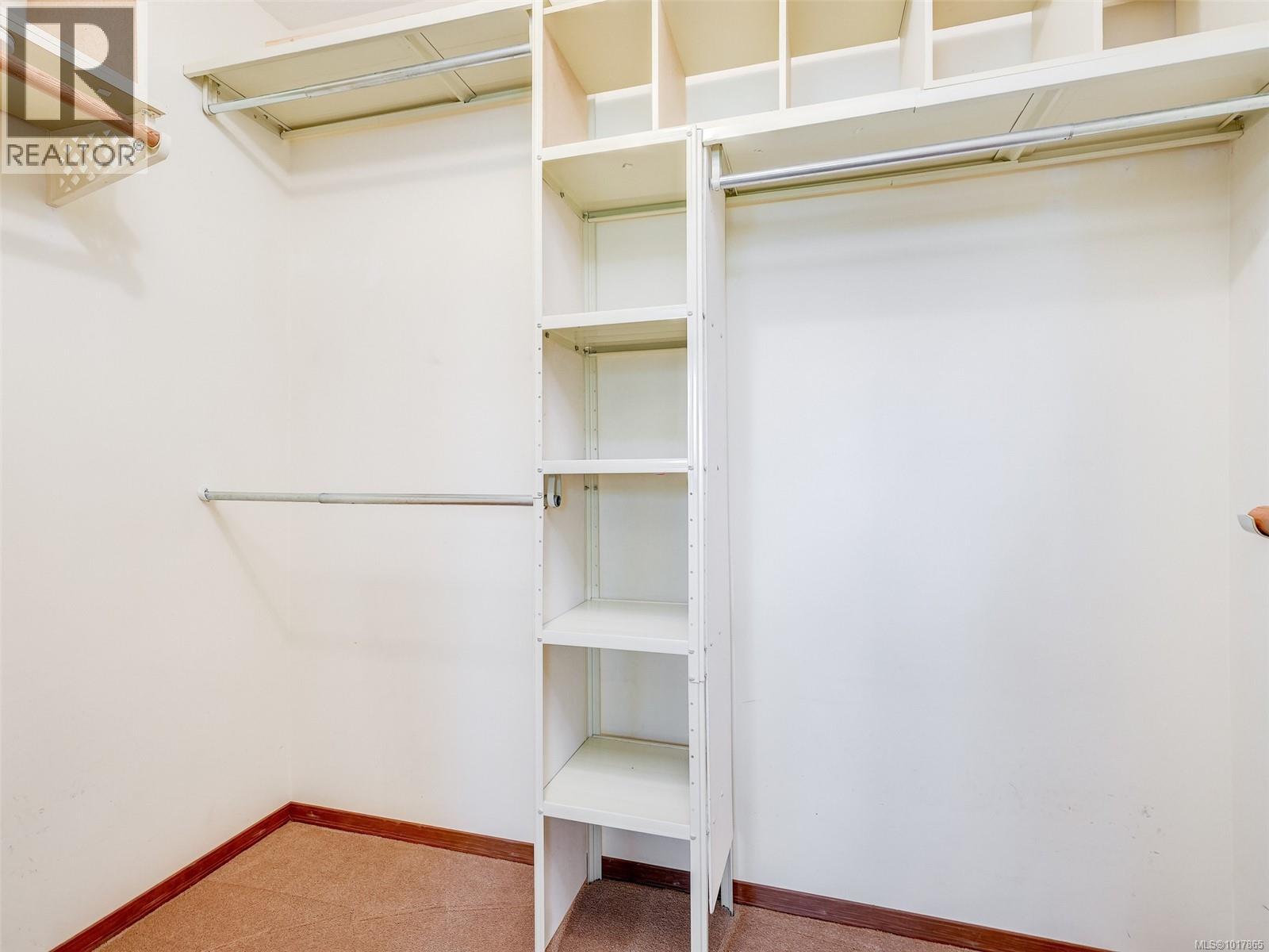  809 Beckwith Avenue, Saanich