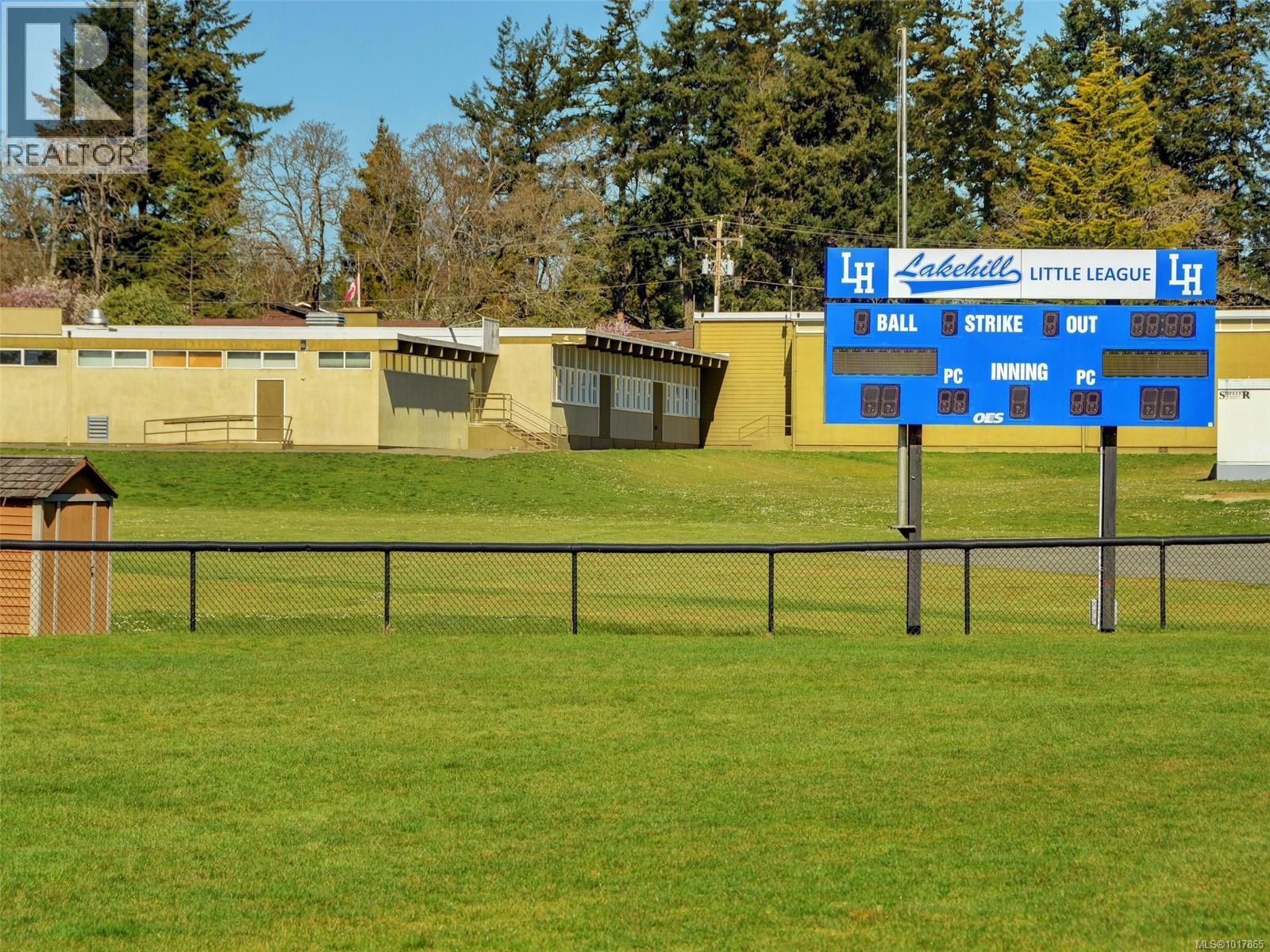  809 Beckwith Avenue, Saanich