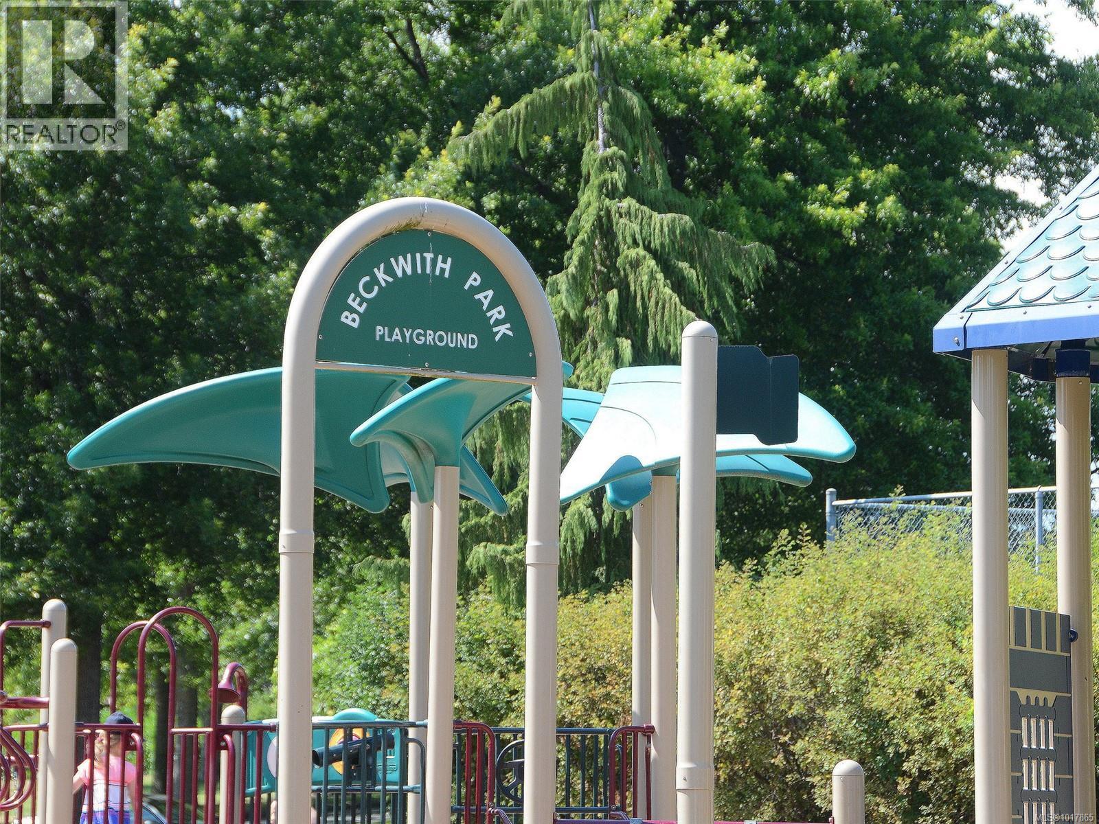  809 Beckwith Avenue, Saanich