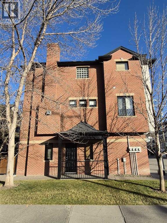 Single Family House for Sale in   Street SW Killarney/Glengarry Calgary 