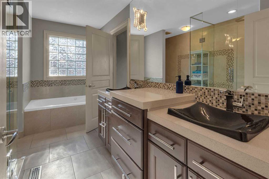 Single Family House for Sale in   Street SW Killarney/Glengarry Calgary 