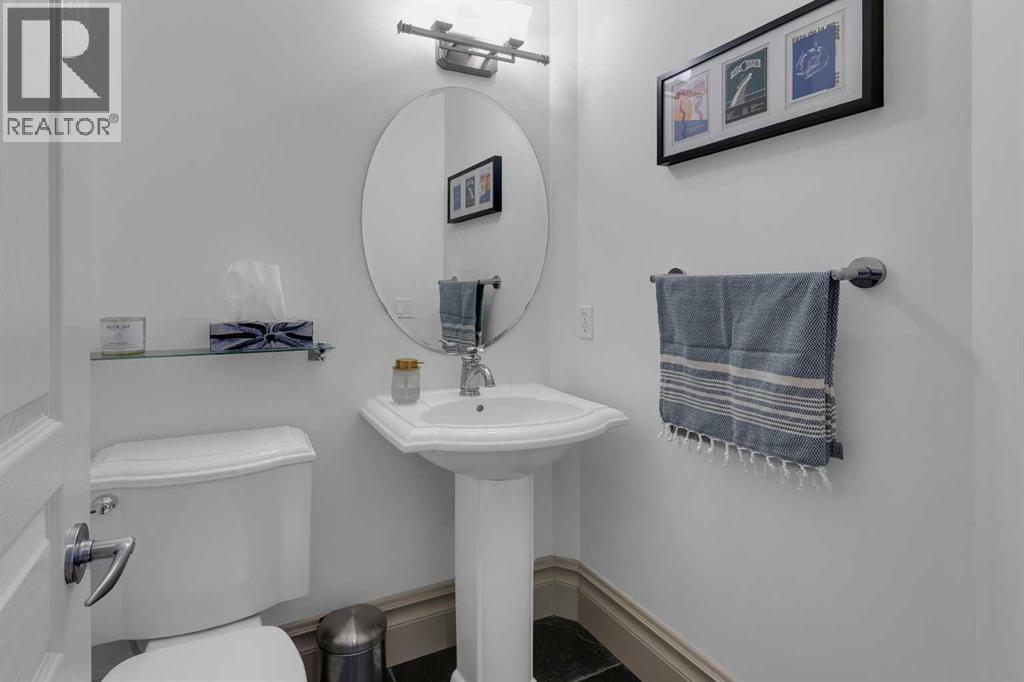 Single Family House for Sale in   Street SW Killarney/Glengarry Calgary 