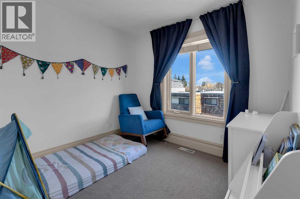 Single Family House for Sale in   Street SW Killarney/Glengarry Calgary 