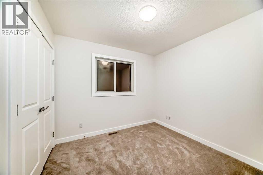 Single Family House for Sale in  Valleyview Court SE Dover Calgary 