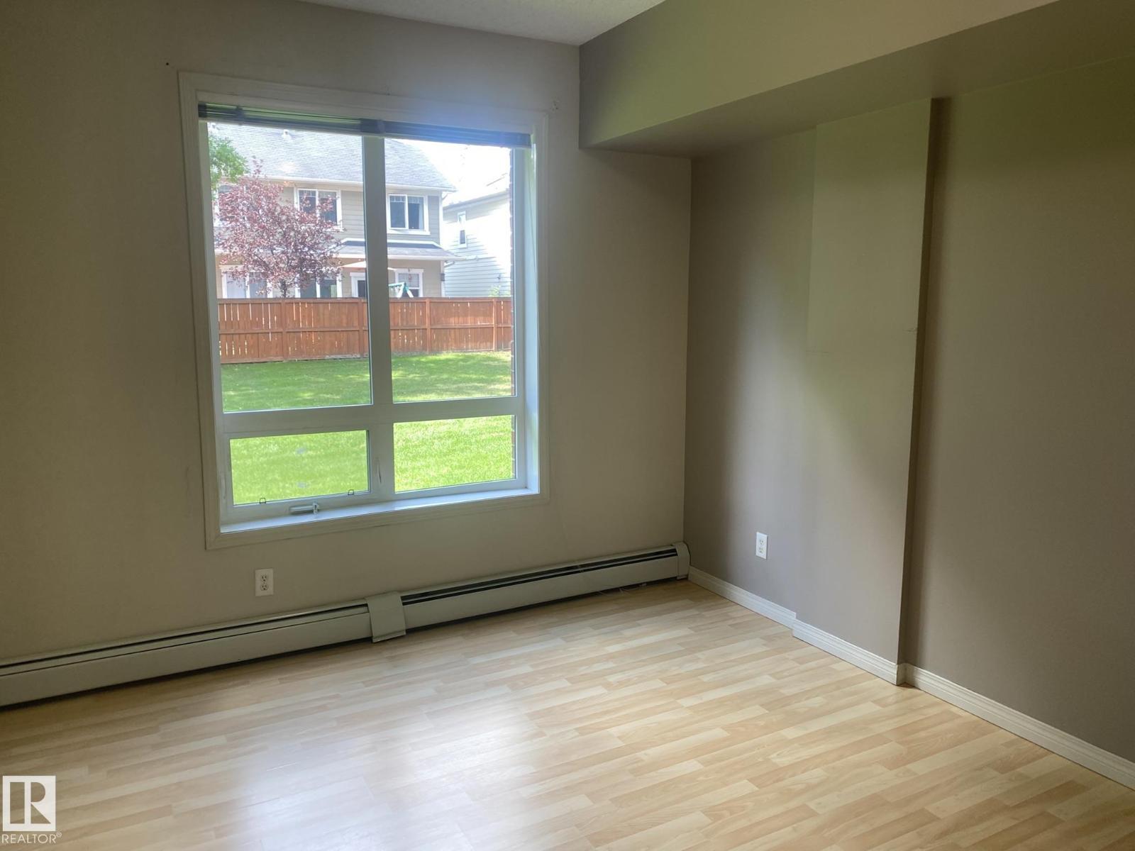 Single Family House for Sale in   AV NW Edmonton 