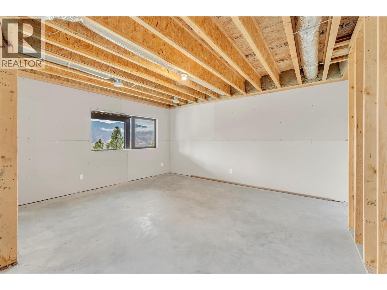 #117 3331 Evergreen Drive - 43