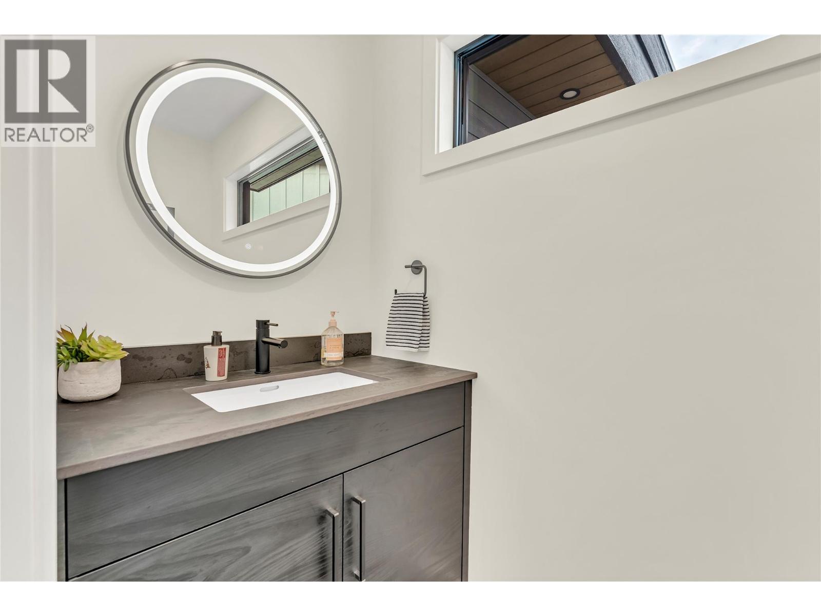 3331 Evergreen Drive Unit# 117, Penticton