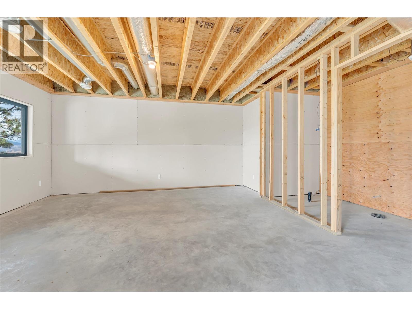 #117 3331 Evergreen Drive - 44
