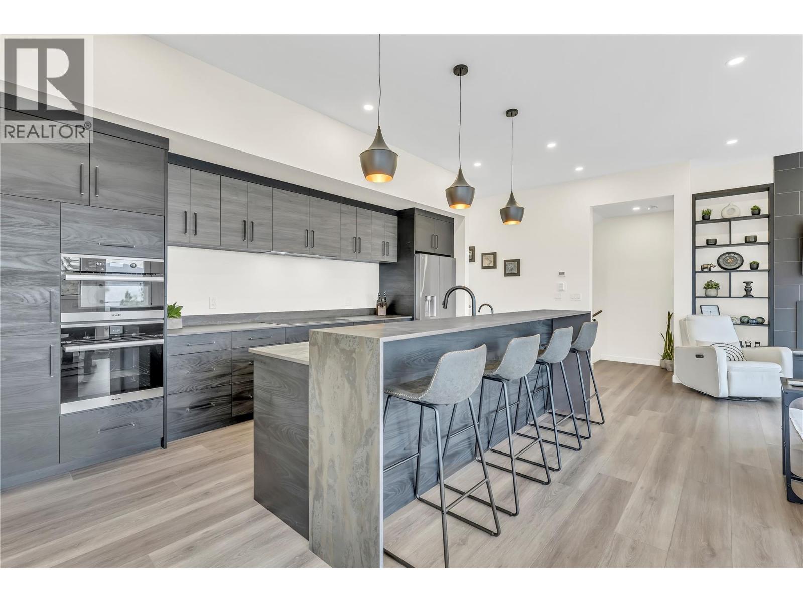 3331 Evergreen Drive Unit# 117, Penticton