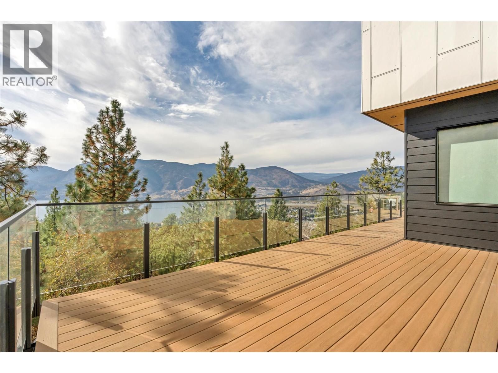 #117 3331 Evergreen Drive - 37