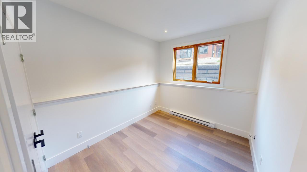 #401 7291 PROSPECTOR AVENUE - 27