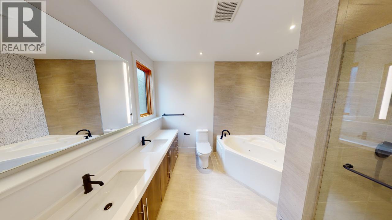 #401 7291 PROSPECTOR AVENUE - 23