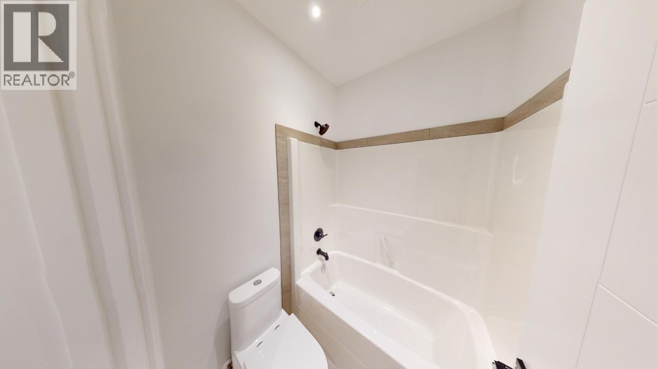 #401 7291 PROSPECTOR AVENUE - 35