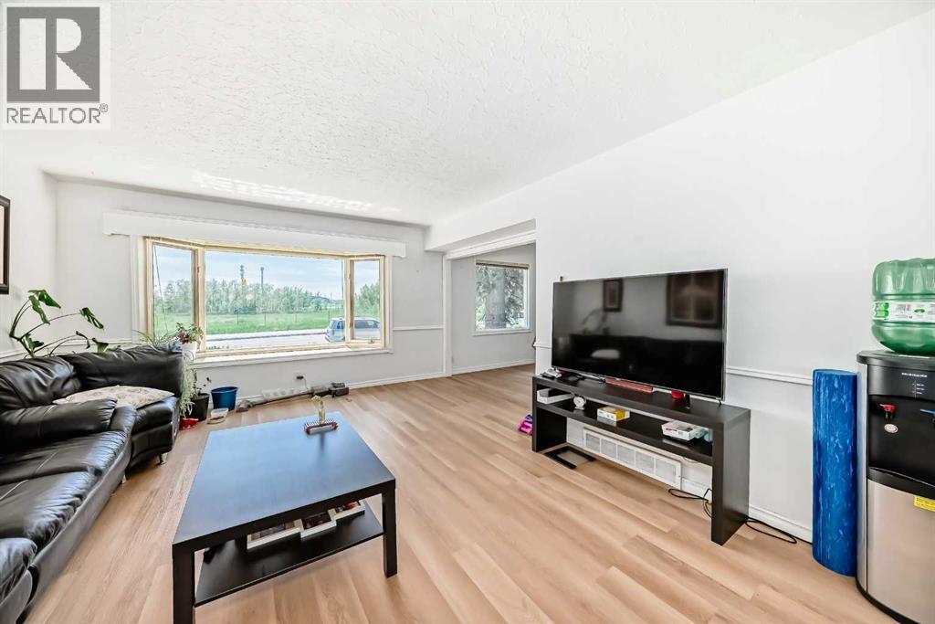 Single Family House Bungalow for Sale in   Avenue SW Altadore Calgary 