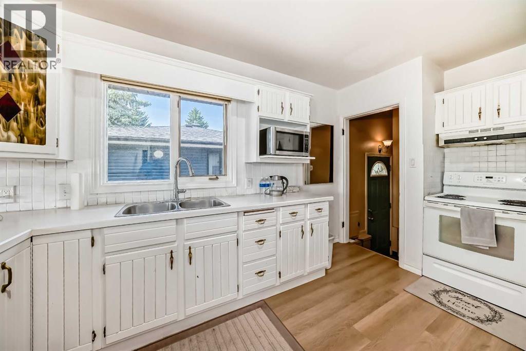 Single Family House Bungalow for Sale in   Avenue SW Altadore Calgary 