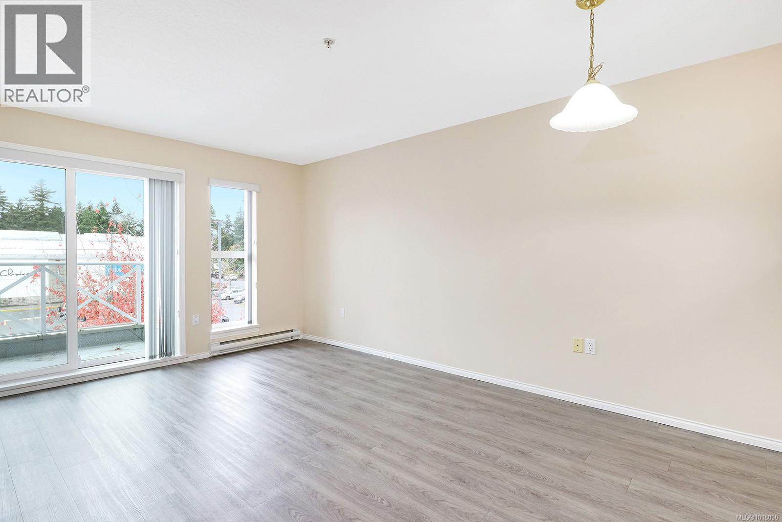 403 1683 Balmoral Ave, Comox