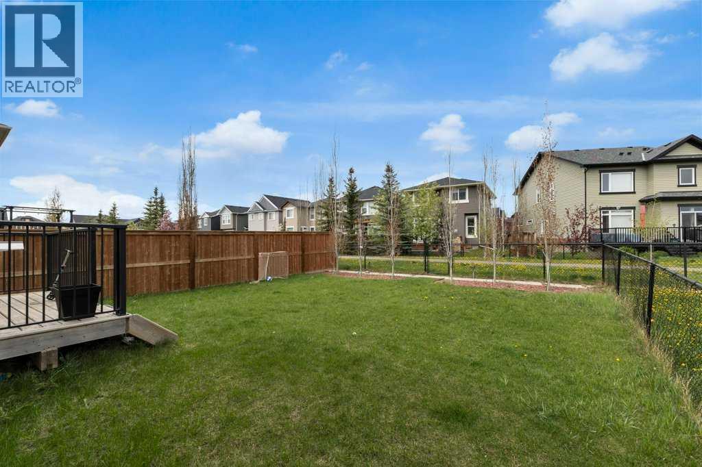Single Family House for Sale in  Evanspark Gardens NW Evanston Calgary 