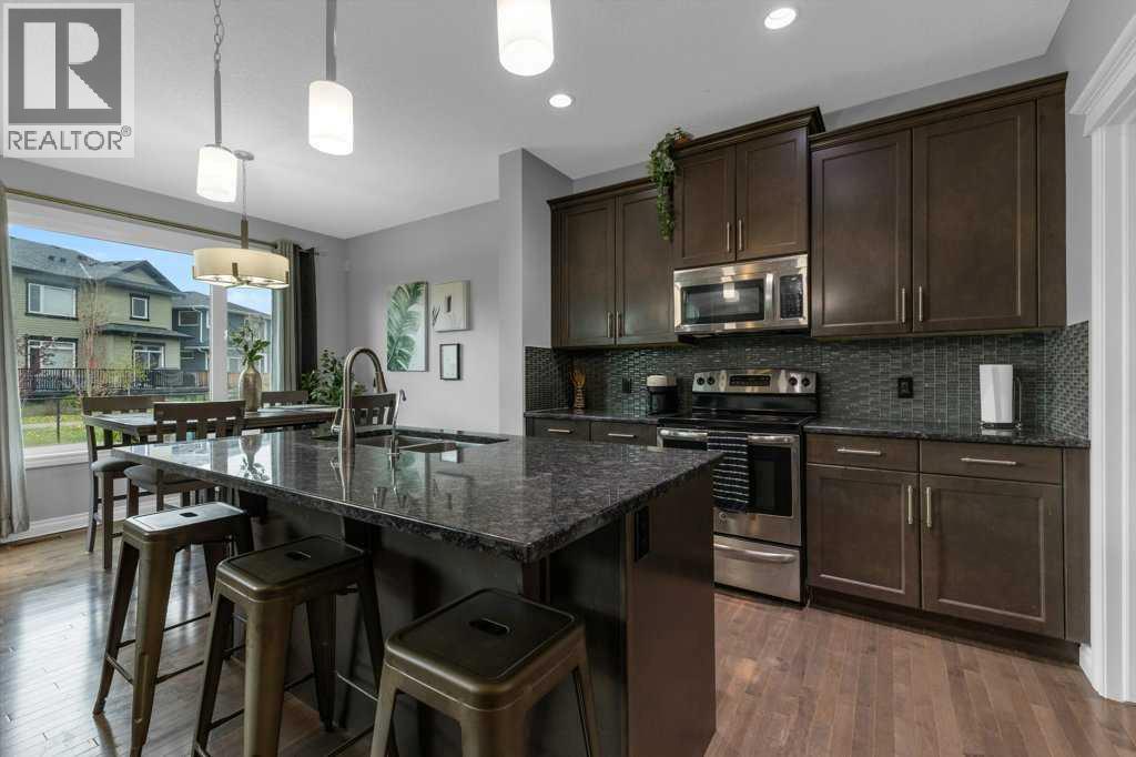 Single Family House for Sale in  Evanspark Gardens NW Evanston Calgary 