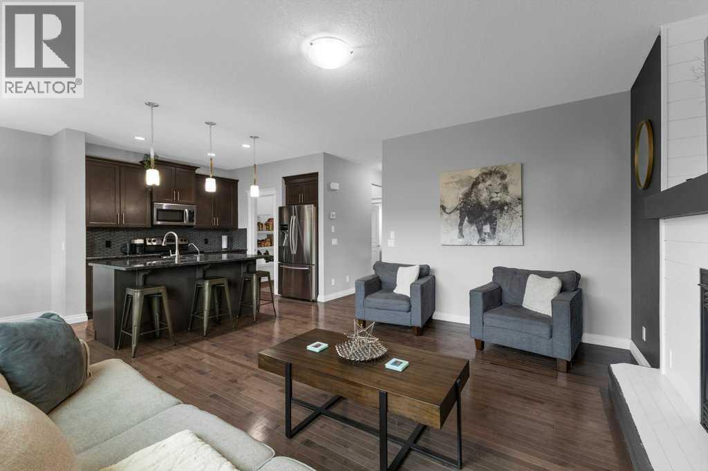 Single Family House for Sale in  Evanspark Gardens NW Evanston Calgary 