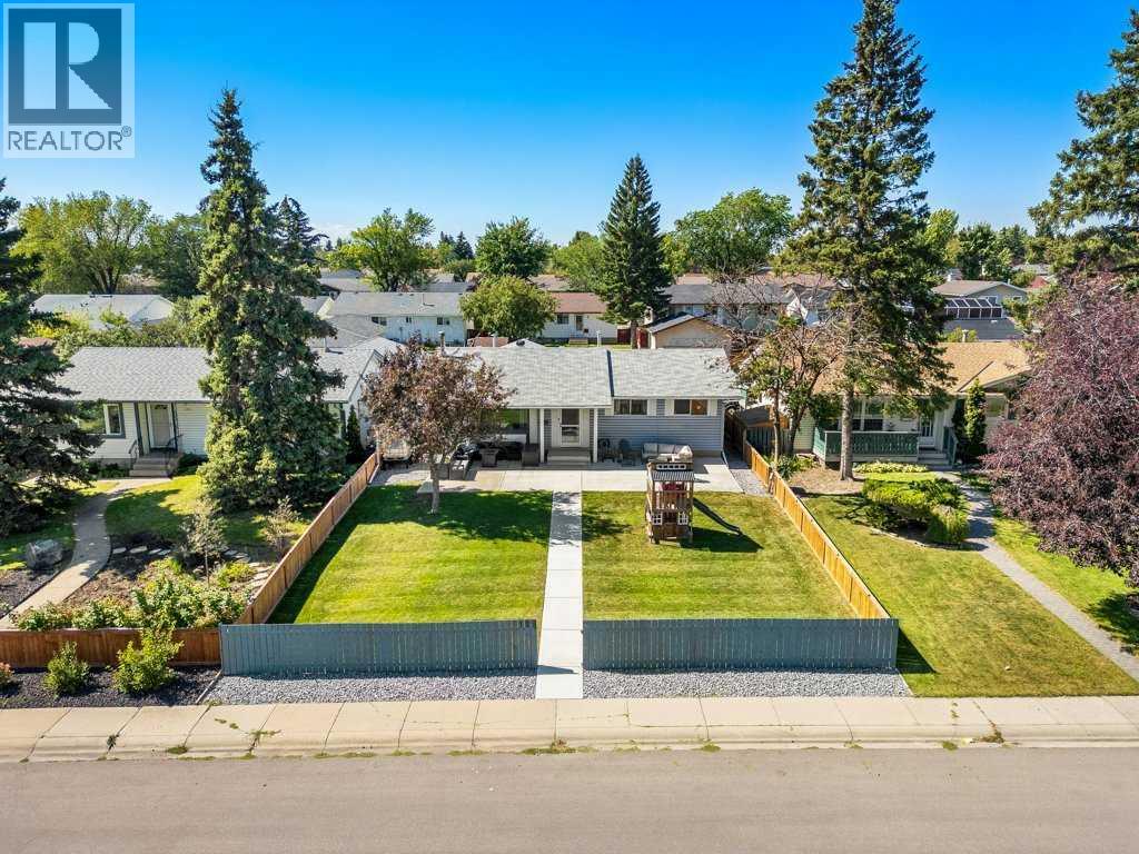 Single Family House Bungalow for Sale in  Rundlehorn Crescent NE Rundle Calgary 