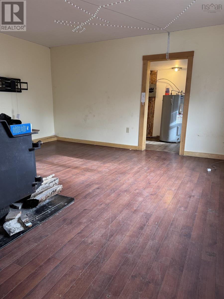 Property 12 of 18 of 91 Upper Cross Road