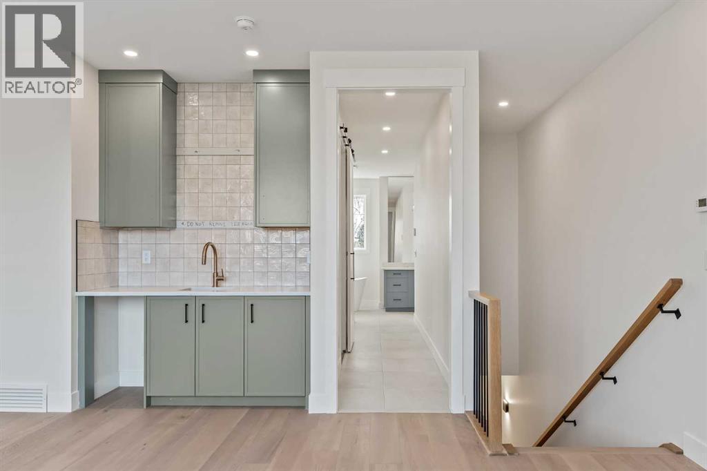 Single Family House for Sale in   Street SW Killarney/Glengarry Calgary 