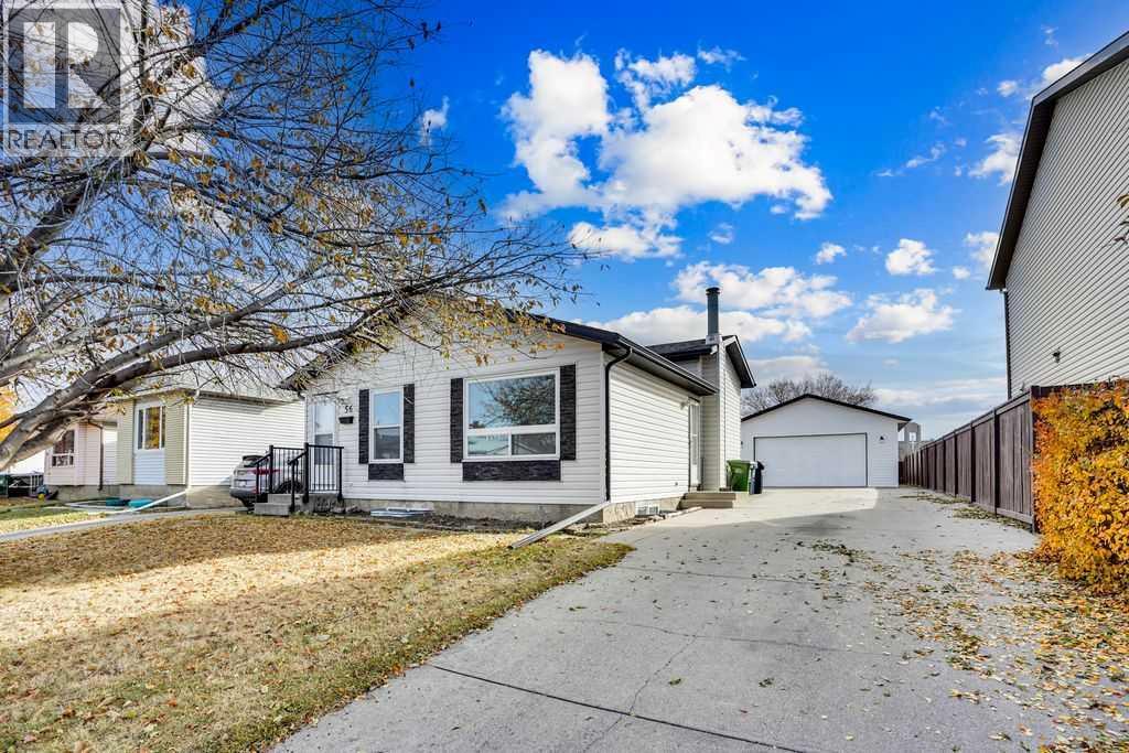 Single Family House 4 Level for Sale in  Castleglen Crescent NE Castleridge Calgary 