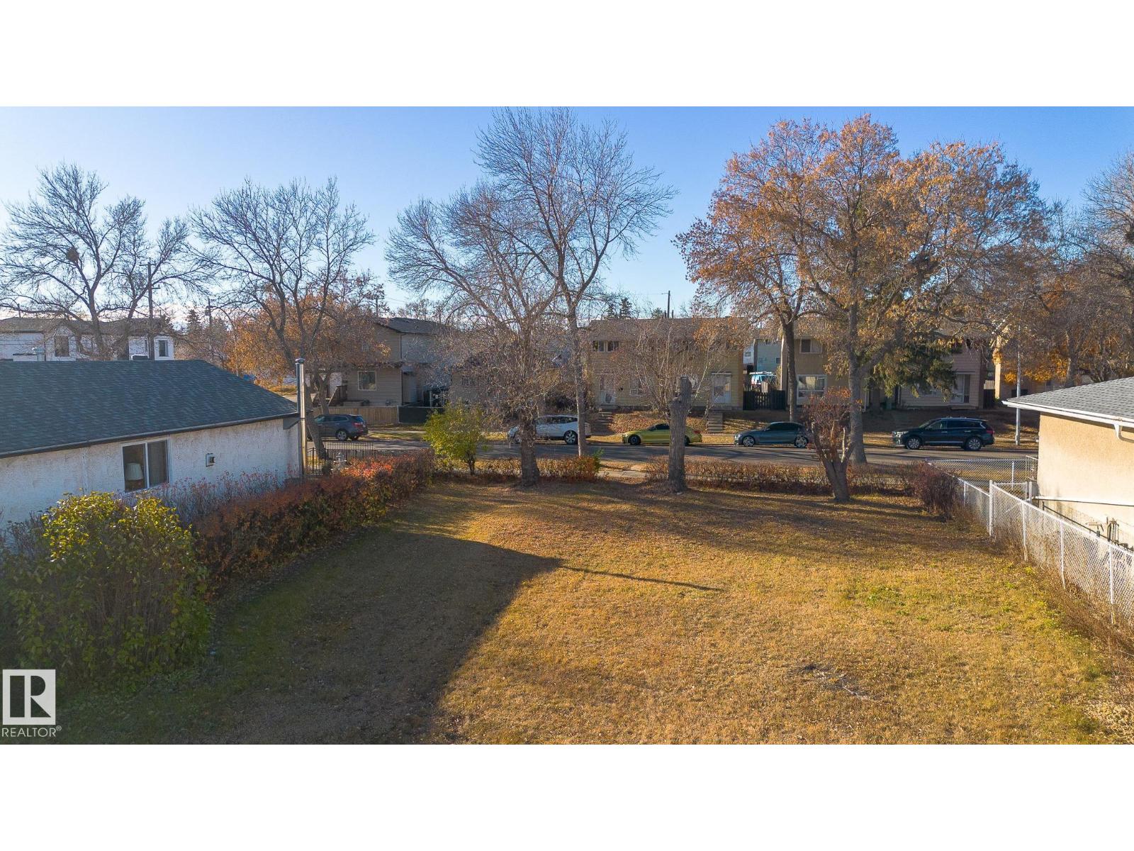 12813 71 ST NW, Edmonton