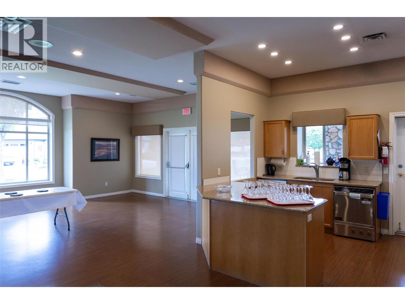 221 4074 Gellatly Road, West Kelowna