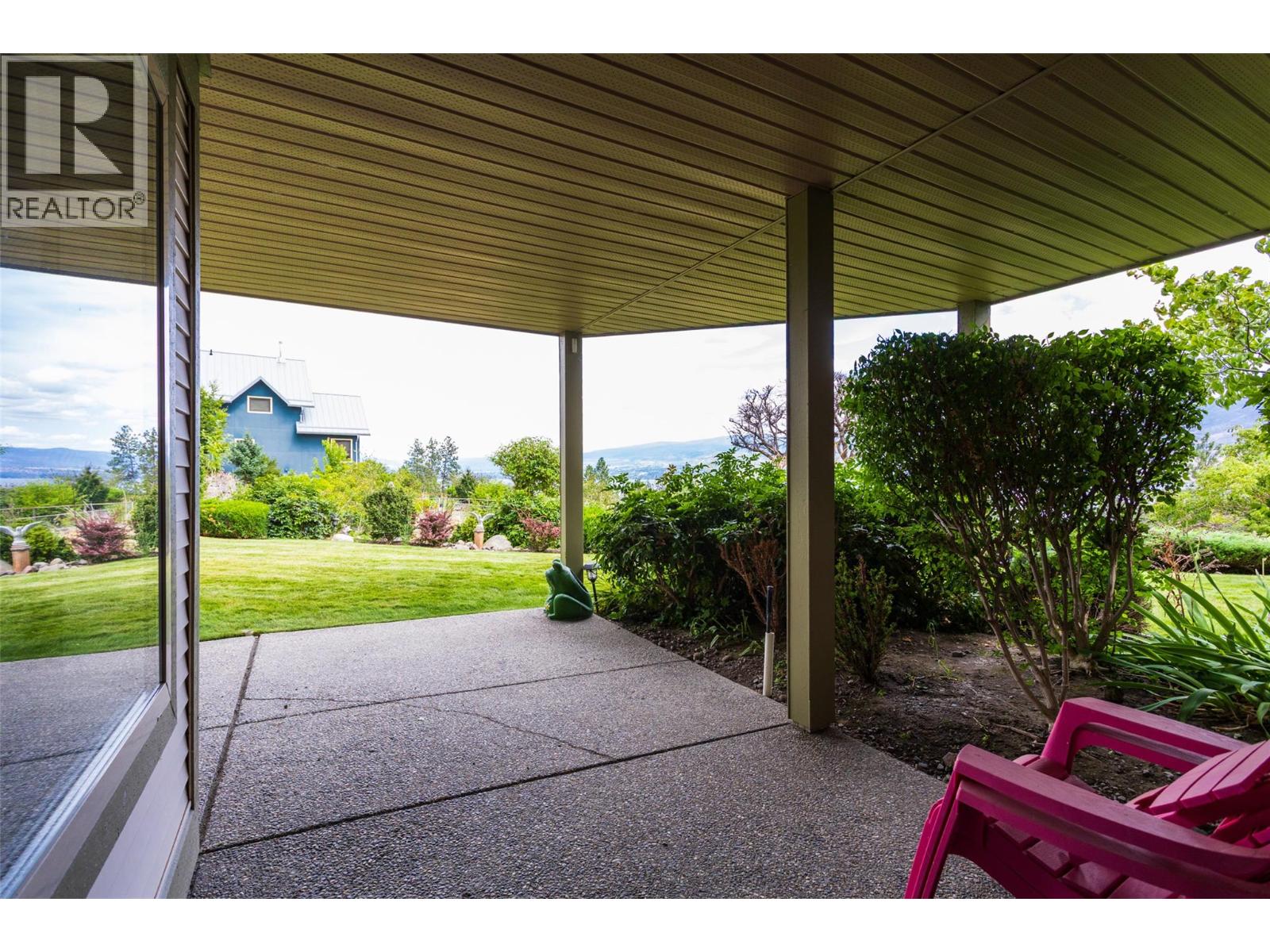 221 4074 Gellatly Road, West Kelowna
