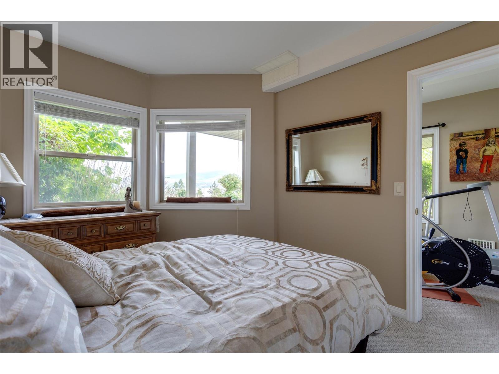 221 4074 Gellatly Road, West Kelowna